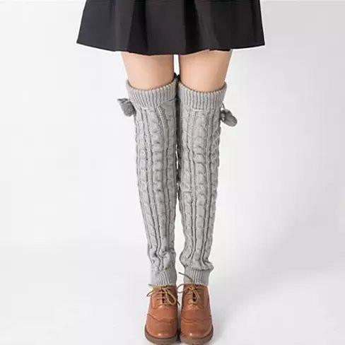 POMPOM LOVE Adorable Knee High Socks - LAWendy